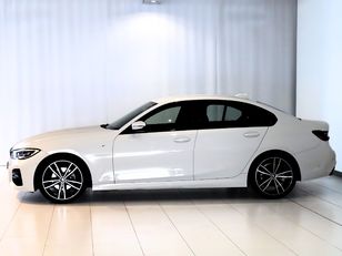 Fotos de BMW Serie 3 320d color Blanco. Año 2020. 140KW(190CV). Diésel. En concesionario Pruna Motor de Barcelona