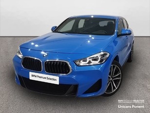 Fotos de BMW X2 xDrive20d color Azul. Año 2022. 140KW(190CV). Diésel. En concesionario Unicars Ponent de Lleida