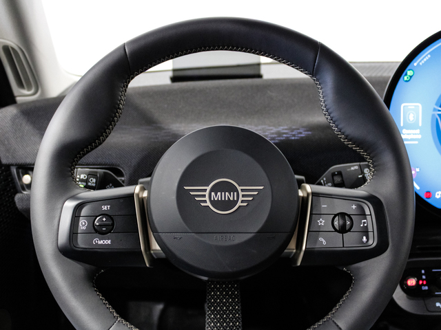 fotoG 12 del MINI MINI 3 Puertas Cooper SE 160 kW (218 CV) 218cv Eléctrico del 2024 en Barcelona