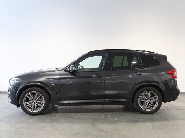 BMW X3 xDrive20d color Gris. Año 2021. 140KW(190CV). Diésel. En concesionario Autogal de Ourense