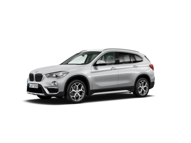 BMW X1 sDrive18d color Gris Plata. Año 2019. 110KW(150CV). Diésel. En concesionario Movilnorte El Plantio de Madrid