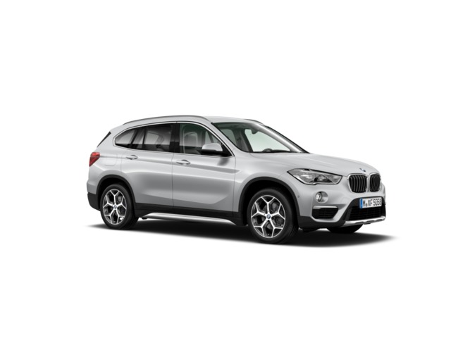 BMW X1 sDrive18d color Gris Plata. Año 2019. 110KW(150CV). Diésel. En concesionario Movilnorte El Plantio de Madrid