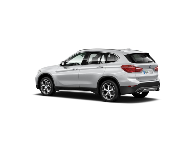 BMW X1 sDrive18d color Gris Plata. Año 2019. 110KW(150CV). Diésel. En concesionario Movilnorte El Plantio de Madrid