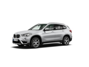 Fotos de BMW X1 sDrive18d color Gris Plata. Año 2019. 110KW(150CV). Diésel. En concesionario Movilnorte El Plantio de Madrid