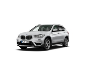 Fotos de BMW X1 sDrive18d color Gris Plata. Año 2019. 110KW(150CV). Diésel. En concesionario Movilnorte El Plantio de Madrid