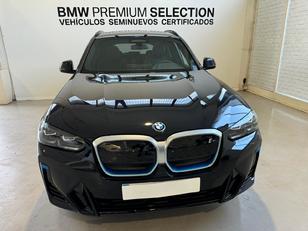 Fotos de BMW iX3 M Sport color Negro. Año 2024. 210KW(286CV). Eléctrico. En concesionario Lurauto Gipuzkoa de Guipuzcoa