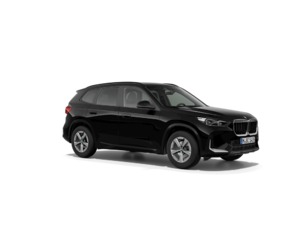 Fotos de BMW X1 sDrive18d color Negro. Año 2024. 110KW(150CV). Diésel. En concesionario BYmyCAR Madrid - Alcalá de Madrid