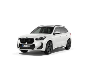 Fotos de BMW X1 sDrive18d color Blanco. Año 2024. 110KW(150CV). Diésel. En concesionario Celtamotor Vigo  de Pontevedra