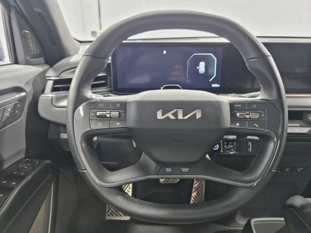 Foto 20 Kia EV9 GT-Line 99,8kWh AWD 283 kW (384 CV)