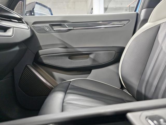 Foto 29 Kia EV9 GT-Line 99,8kWh AWD 283 kW (384 CV)