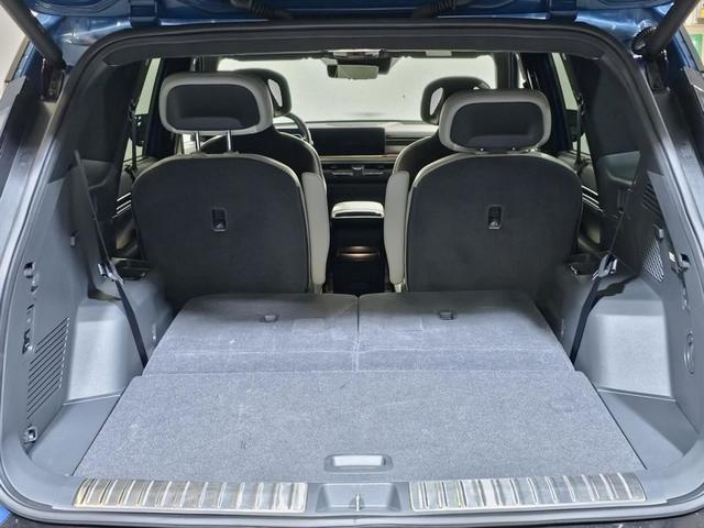 Foto 38 Kia EV9 GT-Line 99,8kWh AWD 283 kW (384 CV)