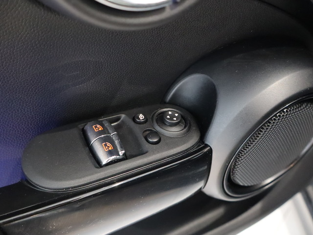 fotoG 15 del MINI MINI 3 Puertas Cooper SE 135 kW (184 CV) 184cv Eléctrico del 2020 en Barcelona