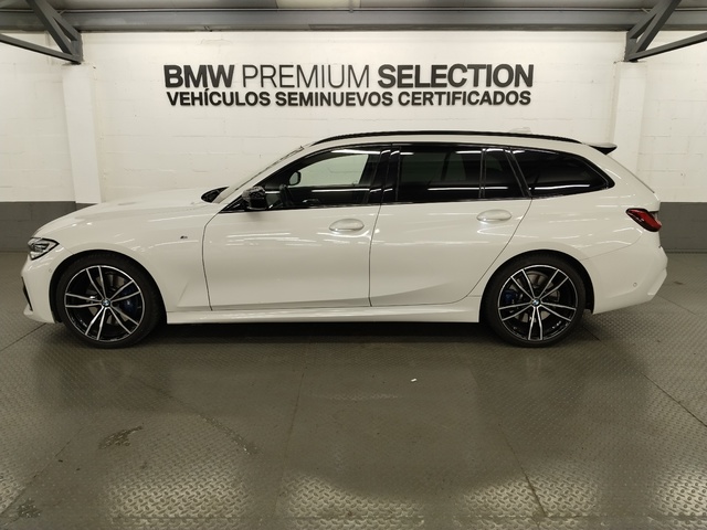 BMW Serie 3 330d Touring color Blanco. Año 2020. 210KW(286CV). Diésel. En concesionario Autoberón de La Rioja