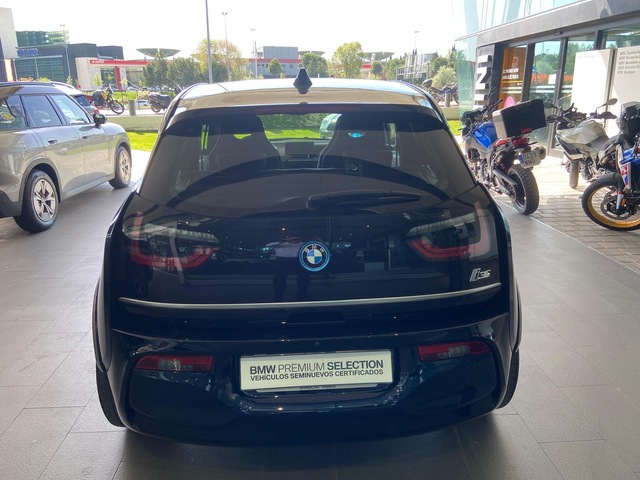 BMW i3 S 120Ah color Azul. Año 2022. 135KW(184CV). Eléctrico. En concesionario BYmyCAR Madrid - Alcalá de Madrid