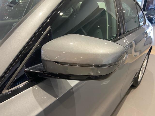 fotoG 19 del BMW Serie 3 320e 150 kW (204 CV) 204cv Híbrido Electro/Gasolina del 2024 en Almería