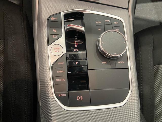 fotoG 36 del BMW Serie 3 320e 150 kW (204 CV) 204cv Híbrido Electro/Gasolina del 2024 en Almería
