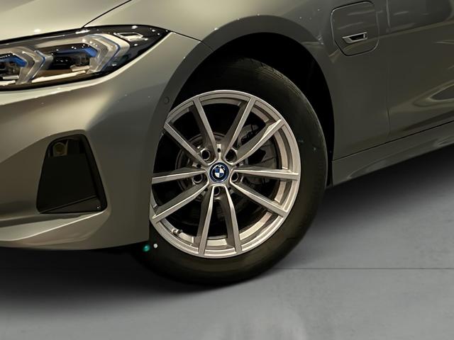 fotoG 39 del BMW Serie 3 320e 150 kW (204 CV) 204cv Híbrido Electro/Gasolina del 2024 en Almería