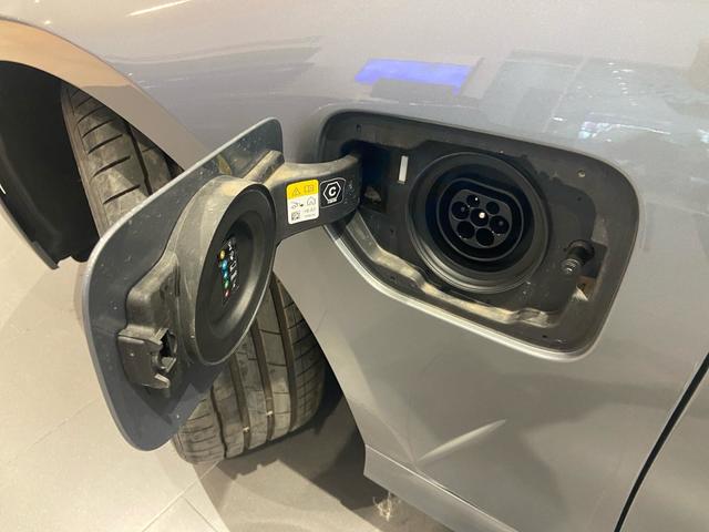 fotoG 17 del BMW Serie 3 320e 150 kW (204 CV) 204cv Híbrido Electro/Gasolina del 2024 en Almería