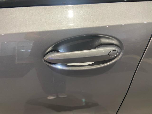 fotoG 18 del BMW Serie 3 320e 150 kW (204 CV) 204cv Híbrido Electro/Gasolina del 2024 en Almería