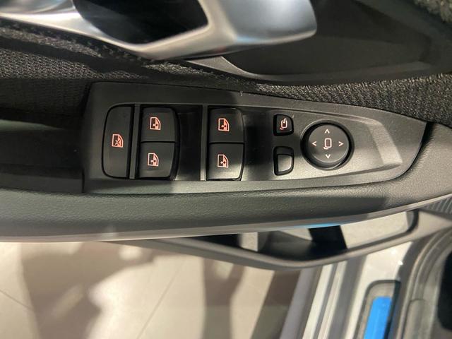 fotoG 26 del BMW Serie 3 320e 150 kW (204 CV) 204cv Híbrido Electro/Gasolina del 2024 en Almería
