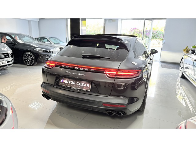 Porsche Panamera Turbo Sport Turismo 404 kW (550 CV)