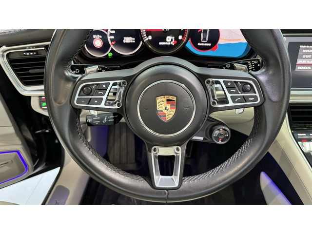 Porsche Panamera Turbo Sport Turismo 404 kW (550 CV)