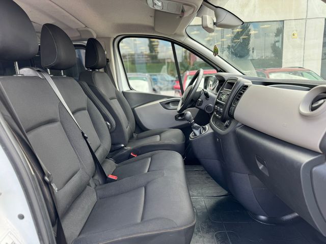 Renault Trafic Combi 9 Energy dCi 88 kW (120 CV)