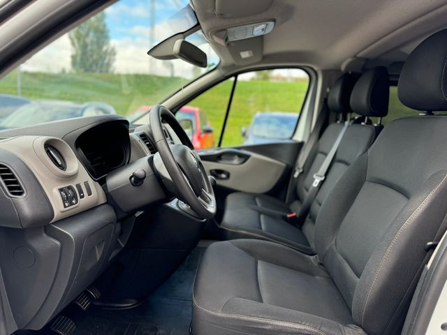 Renault Trafic Combi 9 Energy dCi 88 kW (120 CV)