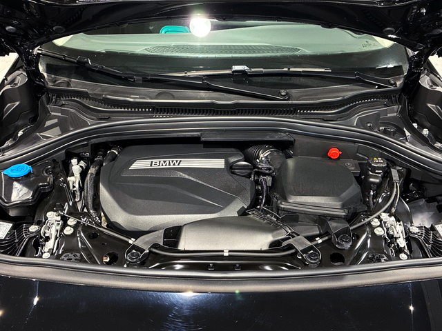 BMW Serie 2 218d Active Tourer color Negro. Año 2024. 110KW(150CV). Diésel. En concesionario BMW Marcos Automoción de Valencia