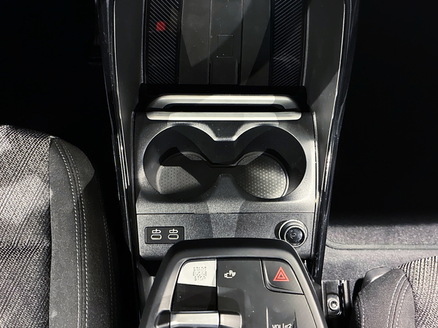 BMW Serie 2 218d Active Tourer color Negro. Año 2024. 110KW(150CV). Diésel. En concesionario BMW Marcos Automoción de Valencia