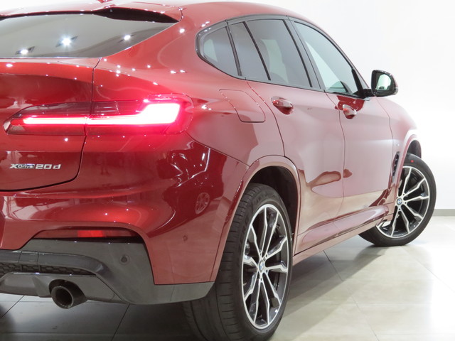 BMW X4 xDrive20d color Rojo. Año 2021. 140KW(190CV). Diésel. En concesionario GANDIA Automoviles Fersan, S.A. de Valencia