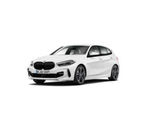 Fotos de BMW Serie 1 118d color Blanco. Año 2024. 110KW(150CV). Diésel. En concesionario Celtamotor Lalín de Pontevedra