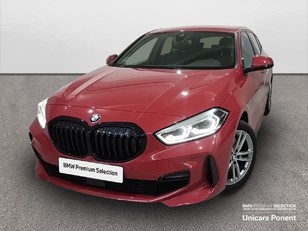 Fotos de BMW Serie 1 118d color Rojo. Año 2024. 110KW(150CV). Diésel. En concesionario Unicars Ponent de Lleida