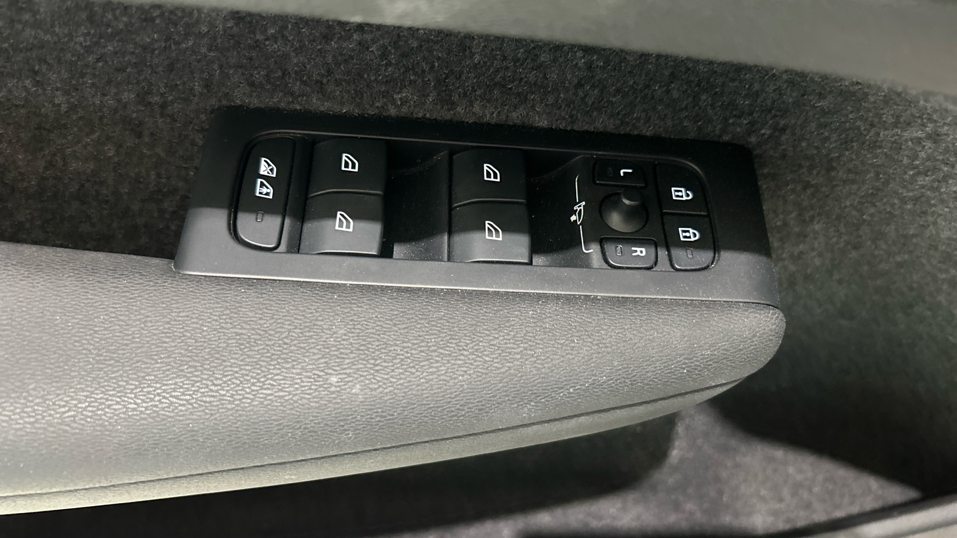 Volvo XC40 segunda mano 58960029 - 41