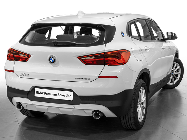 BMW X2 sDrive18d color Blanco. Año 2021. 110KW(150CV). Diésel. En concesionario Caetano Cuzco, Alcalá de Madrid