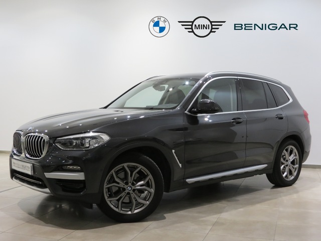 BMW X3 xDrive20d color Gris. Año 2019. 140KW(190CV). Diésel. En concesionario GANDIA Automoviles Fersan, S.A. de Valencia