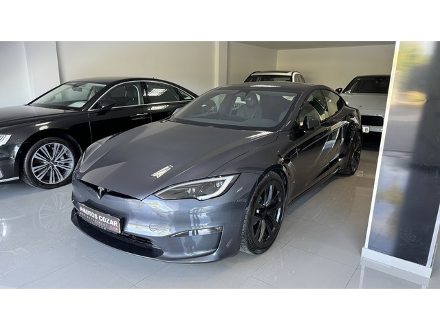 Tesla Model S Plaid AWD 750 kW (1020 CV)