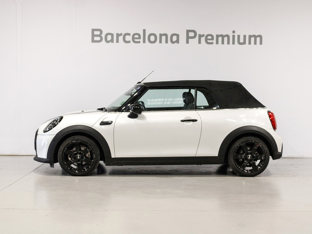 fotoG 2 del MINI MINI Cabrio Cooper 100 kW (136 CV) 136cv Gasolina del 2024 en Barcelona