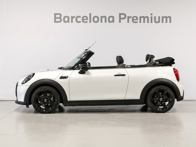 fotoG 16 del MINI MINI Cabrio Cooper 100 kW (136 CV) 136cv Gasolina del 2024 en Barcelona