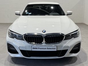 Fotos de BMW Serie 3 320d color Blanco. Año 2020. 140KW(190CV). Diésel. En concesionario MOTOR MUNICH S.A.U  - Terrassa de Barcelona