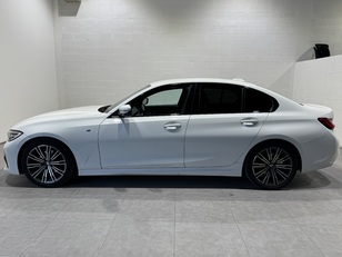 Fotos de BMW Serie 3 320d color Blanco. Año 2020. 140KW(190CV). Diésel. En concesionario MOTOR MUNICH S.A.U  - Terrassa de Barcelona