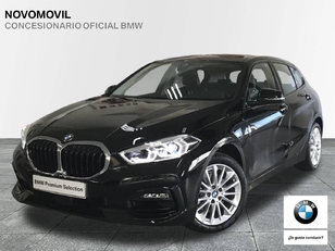 Fotos de BMW Serie 1 118i color Negro. Año 2019. 103KW(140CV). Gasolina. En concesionario Novomóvil Oleiros de Coruña