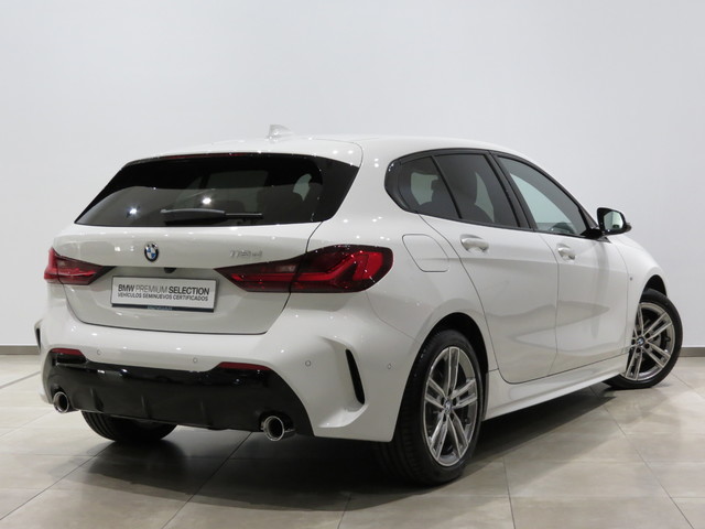 BMW Serie 1 118d color Blanco. Año 2024. 110KW(150CV). Diésel. En concesionario ALZIRA Automoviles Fersan, S.A. de Valencia