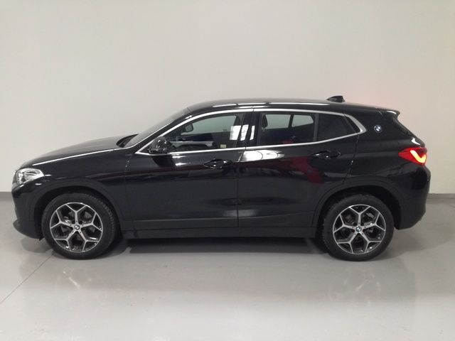 BMW X2 sDrive18i color Negro. Año 2019. 103KW(140CV). Gasolina. En concesionario Adler Motor S.L. TOLEDO de Toledo