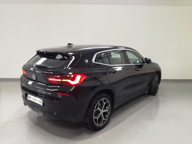 BMW X2 sDrive18i color Negro. Año 2019. 103KW(140CV). Gasolina. En concesionario Adler Motor S.L. TOLEDO de Toledo