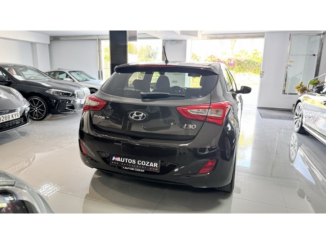 Hyundai i30 1.4 MPI BlueDrive 25 Aniversario 74 kW (100 CV)