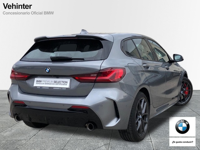 BMW Serie 1 118d color Gris. Año 2023. 110KW(150CV). Diésel. En concesionario Vehinter Aguacate de Madrid