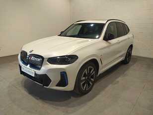 Fotos de BMW iX3 M Sport color Blanco. Año 2023. 210KW(286CV). Eléctrico. En concesionario MOTOR MUNICH S.A.U  - Terrassa de Barcelona