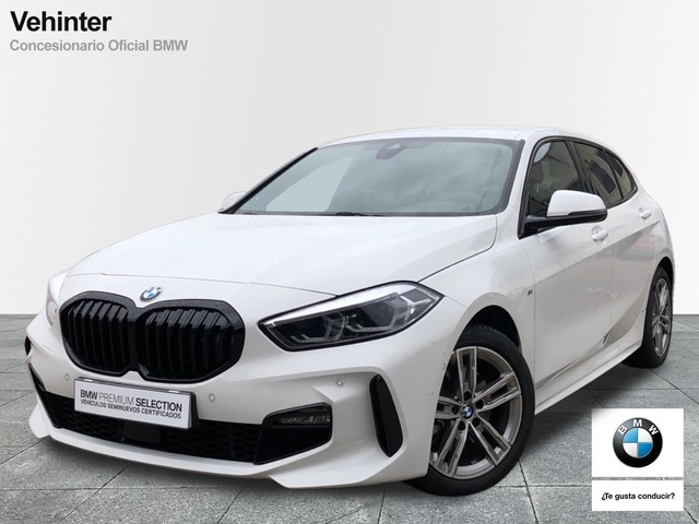 BMW Serie 1 118d color Blanco. Año 2024. 110KW(150CV). Diésel. En concesionario Vehinter Getafe de Madrid