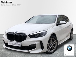 Fotos de BMW Serie 1 118d color Blanco. Año 2024. 110KW(150CV). Diésel. En concesionario Vehinter Getafe de Madrid